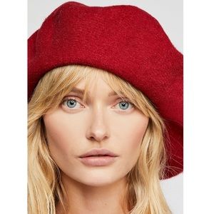 Free People Margot Slouchy Beret in Red